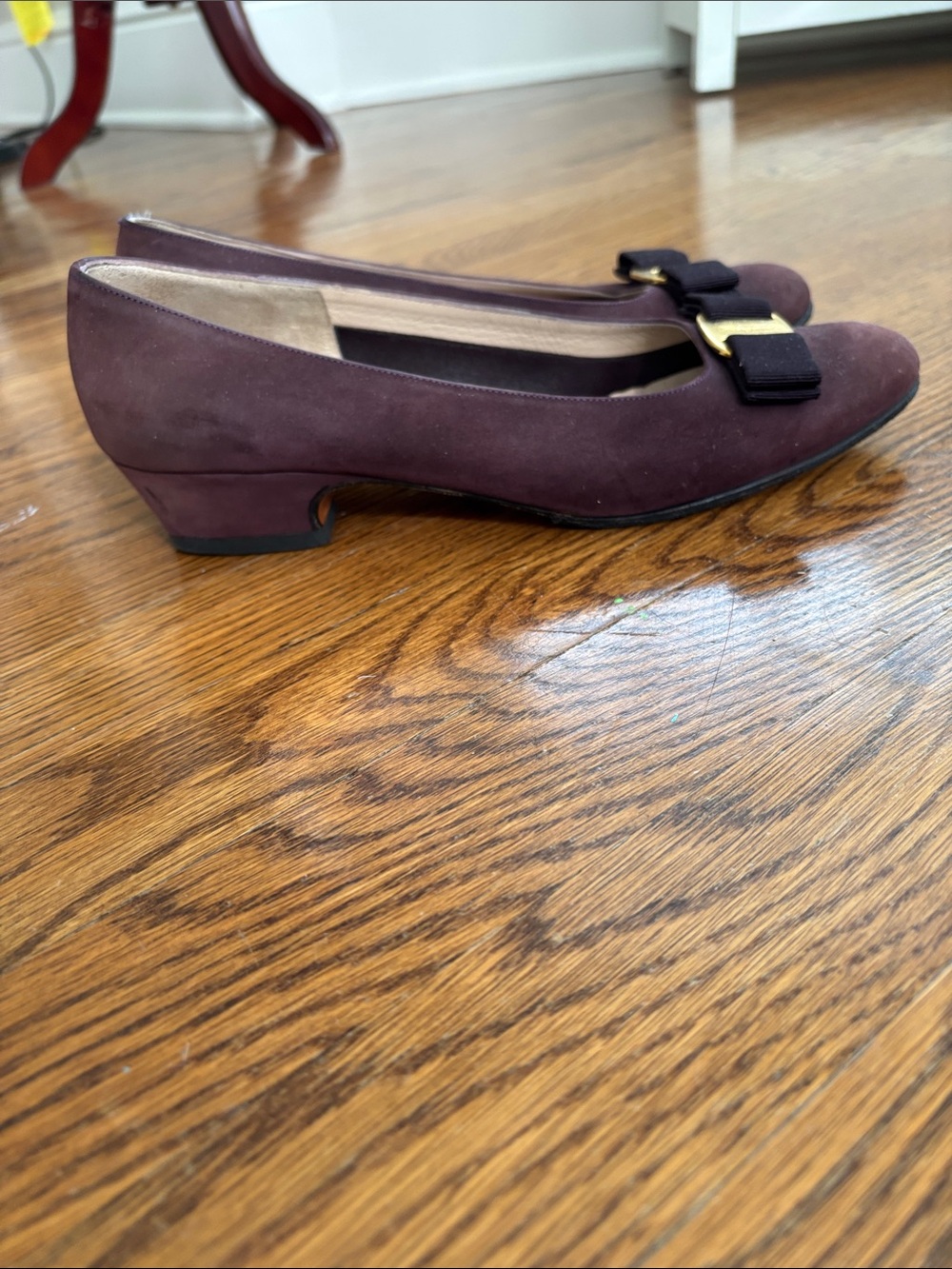 Salvatore Ferragamo Burgundy Suede Vara Bow Flats with Gold Buckle - Picture 4 of 6